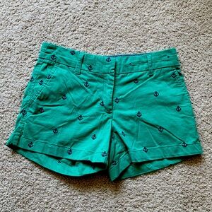 Green anchor shorts